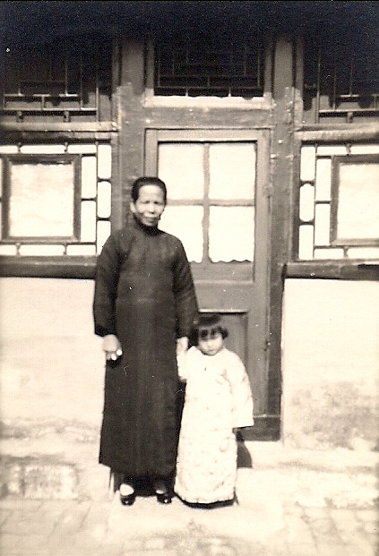 1934 - est Shirley with her PoPo.jpg